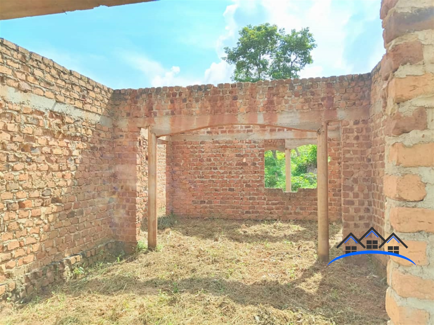 Shell House for sale in Namubiru Mukono