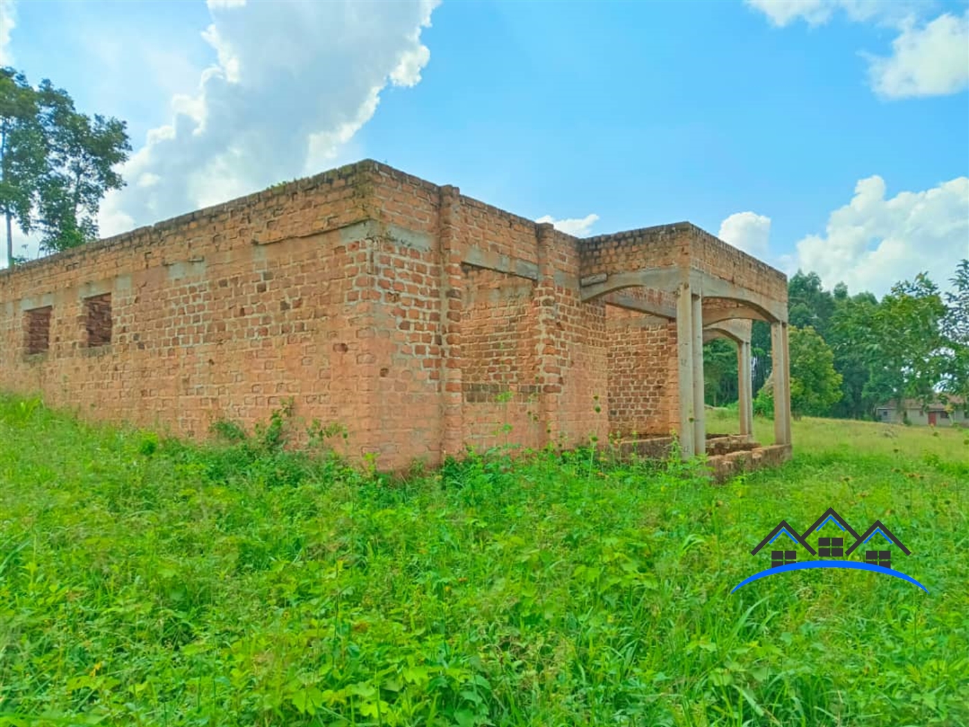 Shell House for sale in Namubiru Mukono