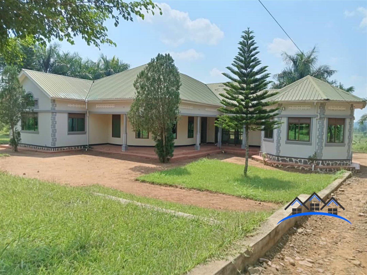 Mansion for sale in Nakifuma Mukono