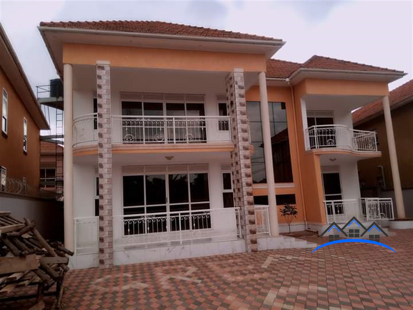 Storeyed house for sale in Mamerito Wakiso