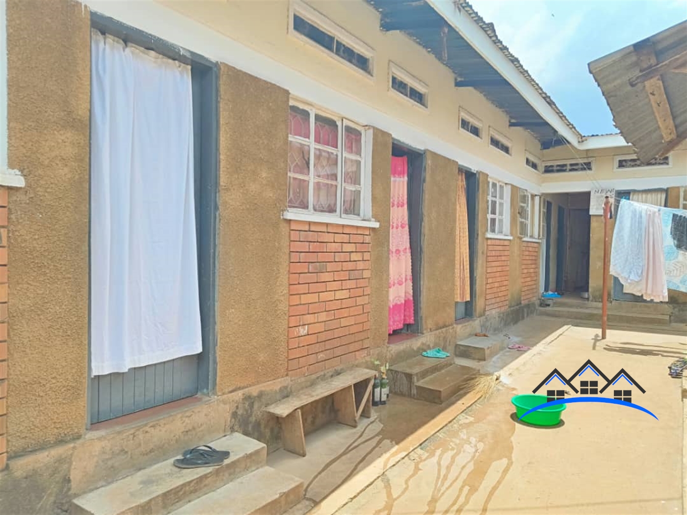 Hostel for sale in Kyambogo Kampala