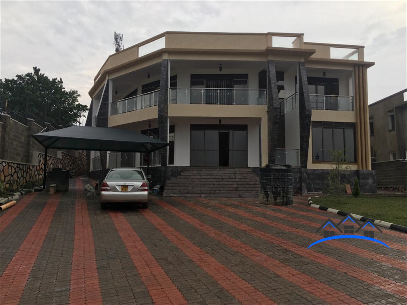 Apartment for sale in Munyonyo Kampala