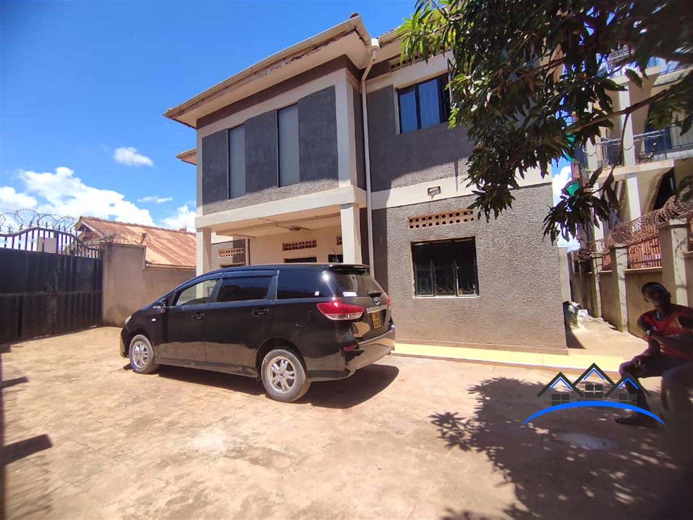 Storeyed house for sale in Namuwongo Kampala