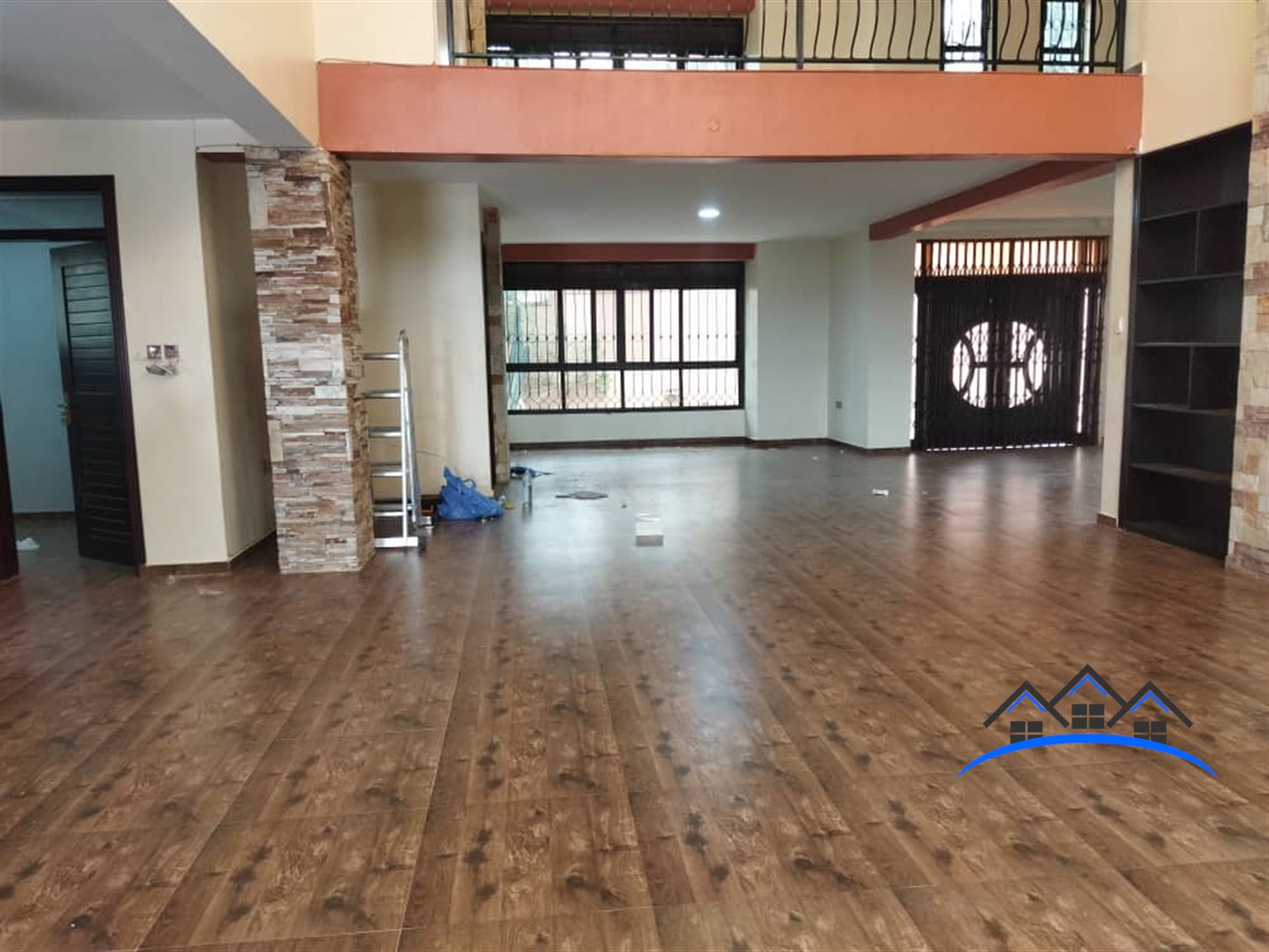 Mansion for rent in Mutungo Kampala