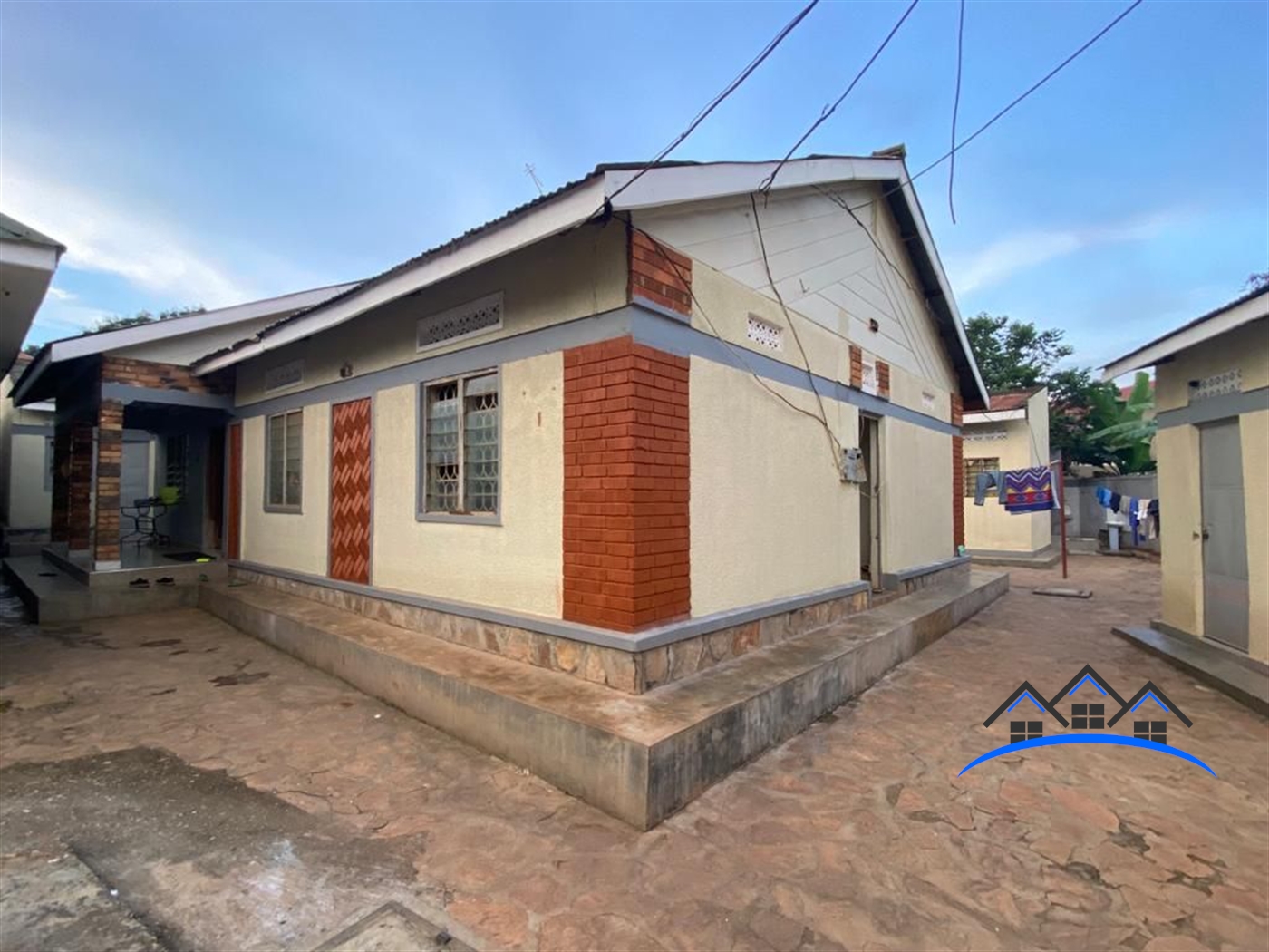 Semi Detached for sale in Katabi Wakiso