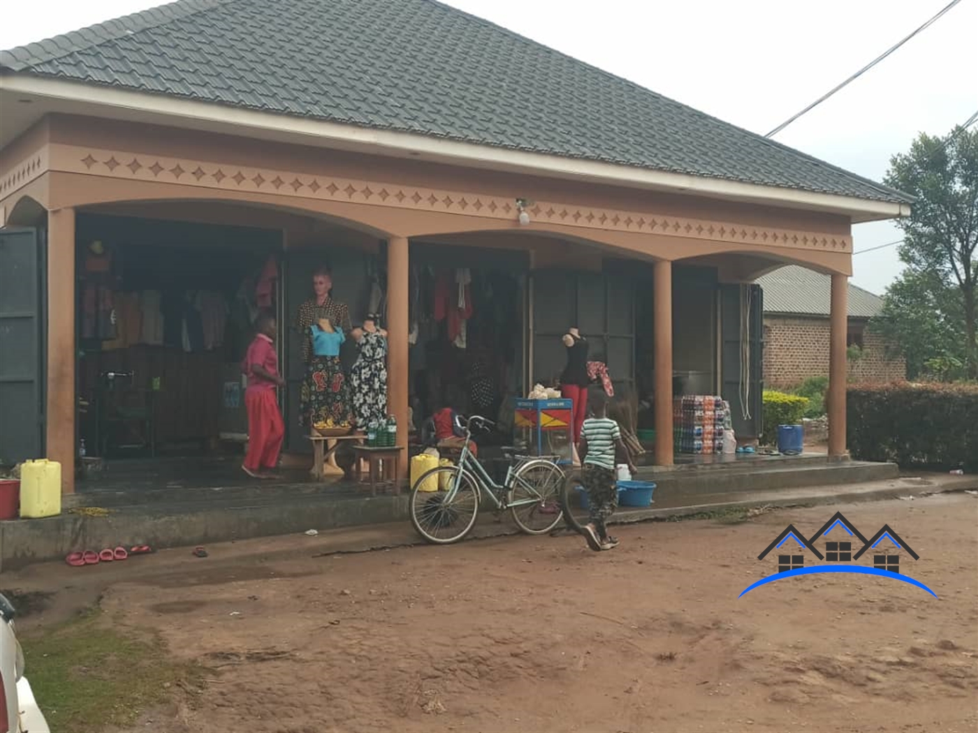 Shop for sale in Matugga Wakiso