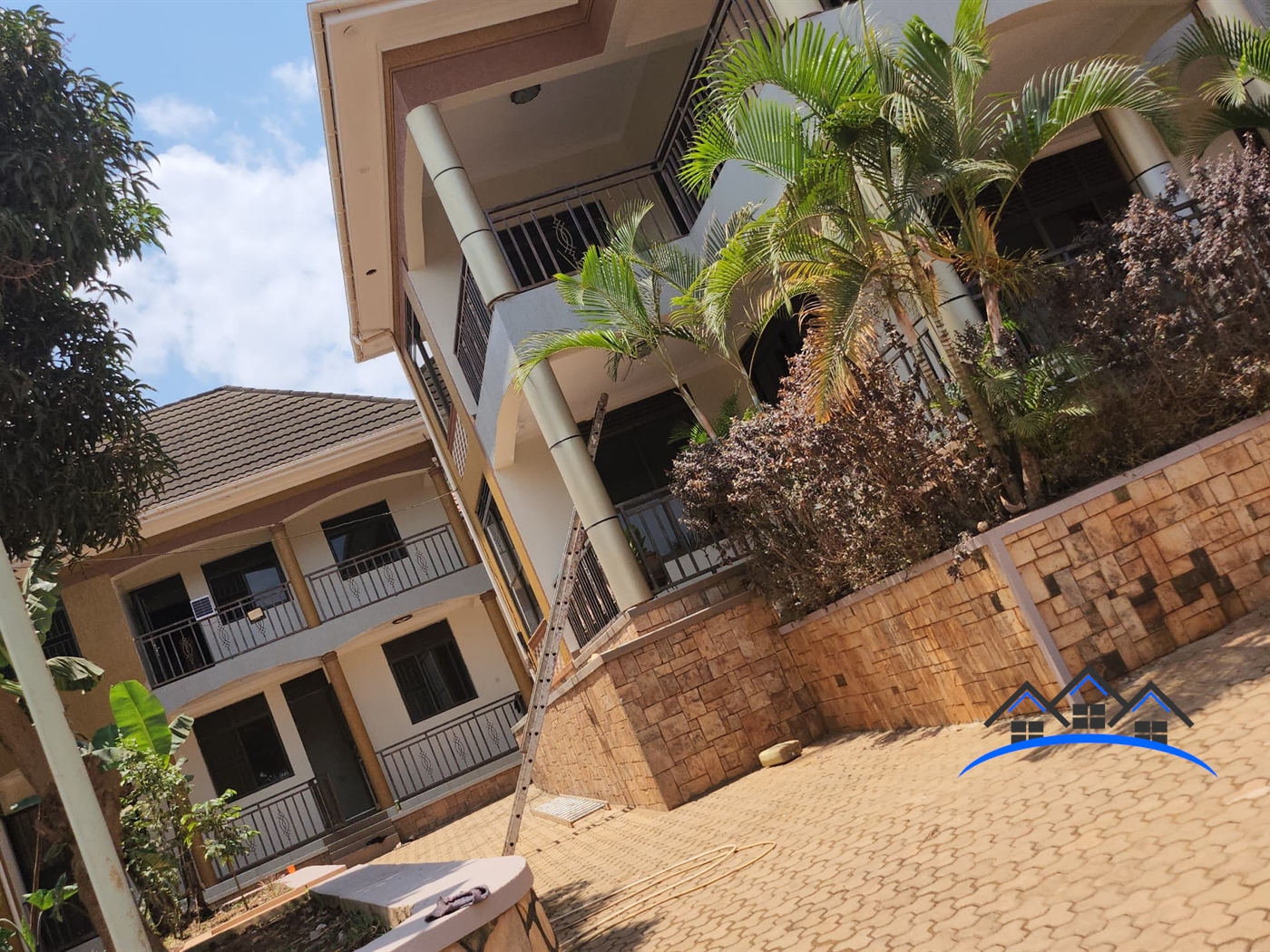 Apartment for sale in Mutundwe Kampala