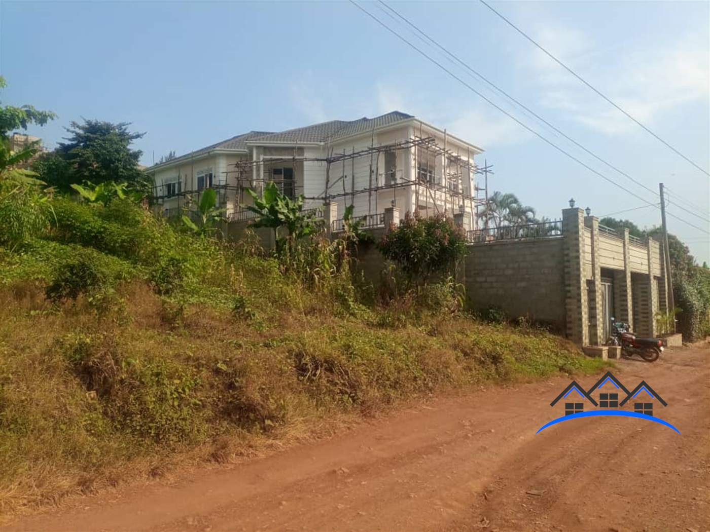 Mansion for sale in Seguku Wakiso