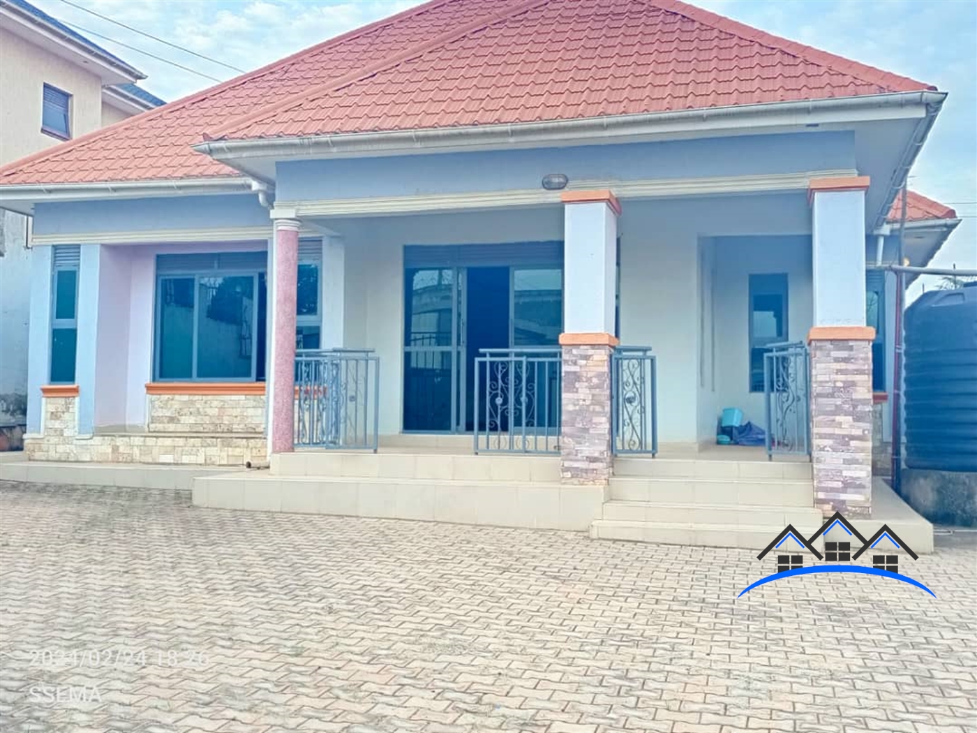 Bungalow for sale in Bujuuko Wakiso