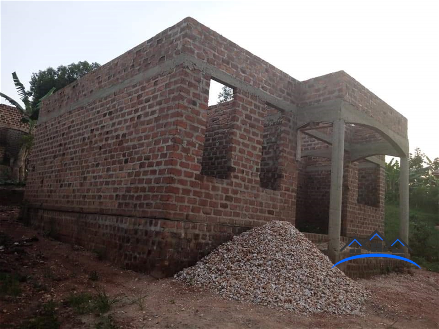 Shell House for sale in Buwambo Wakiso