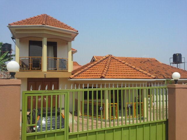 Bungalow for rent in Naalya Kampala