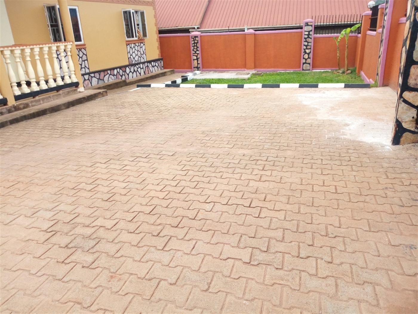 Bungalow for sale in Kajjansi Wakiso