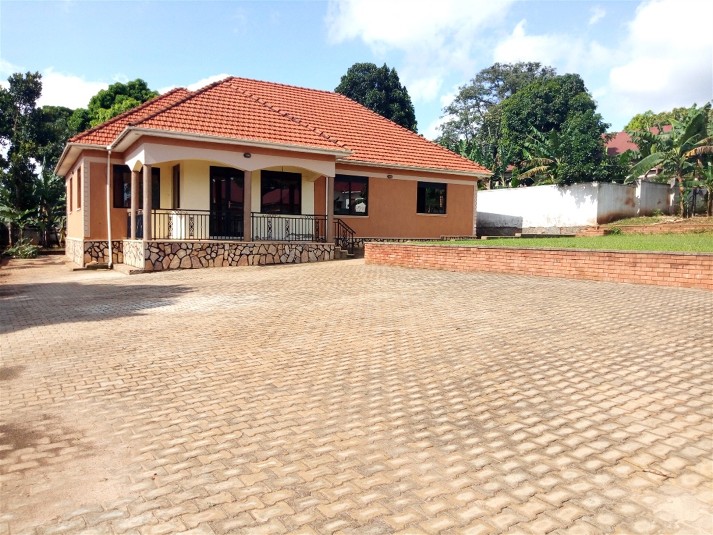 Bungalow for sale in Kajjansi Wakiso