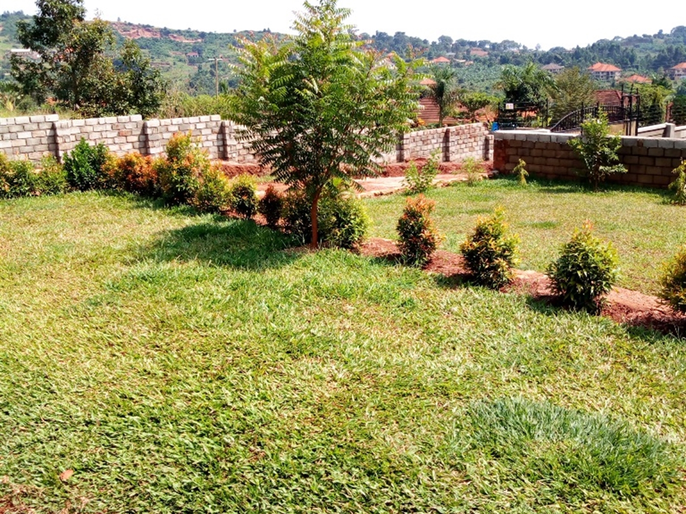 Storeyed house for sale in Bwebajja Wakiso