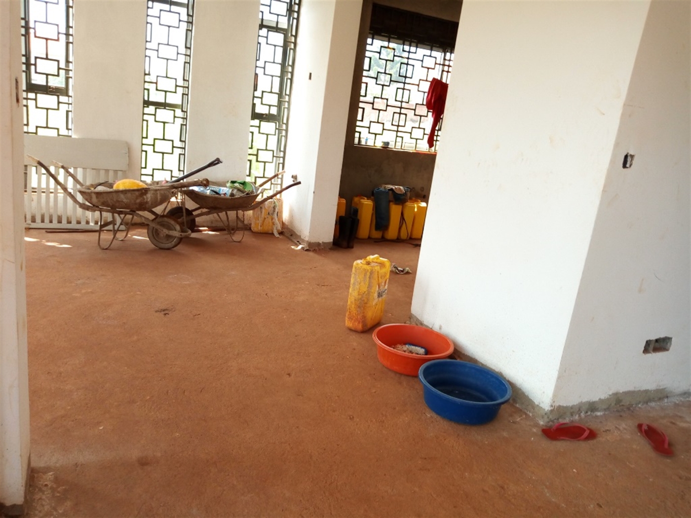 Storeyed house for sale in Bwebajja Wakiso