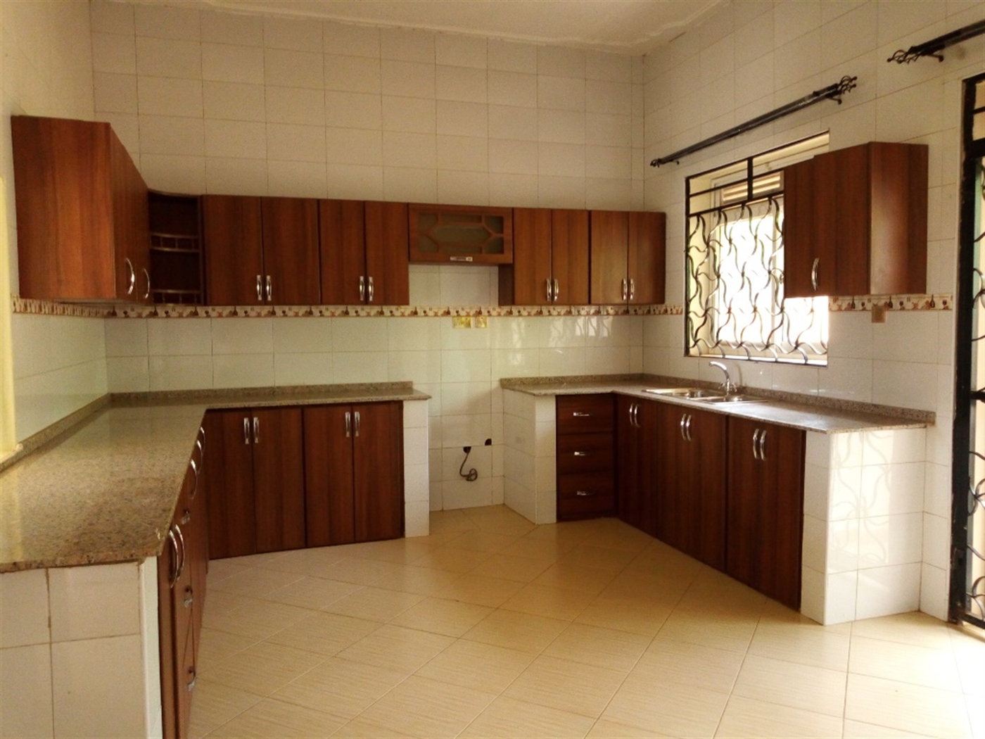 Bungalow for sale in Kira Wakiso