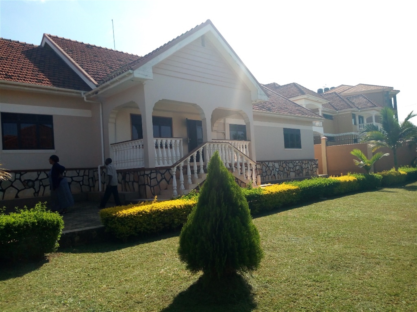 Bungalow for rent in Muyenga Kampala