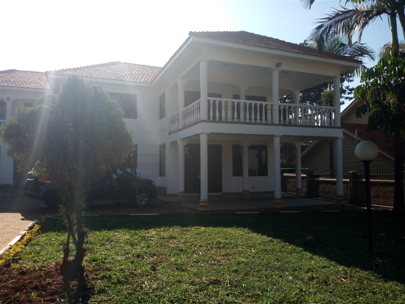 Mansion for rent in Muyenga Kampala