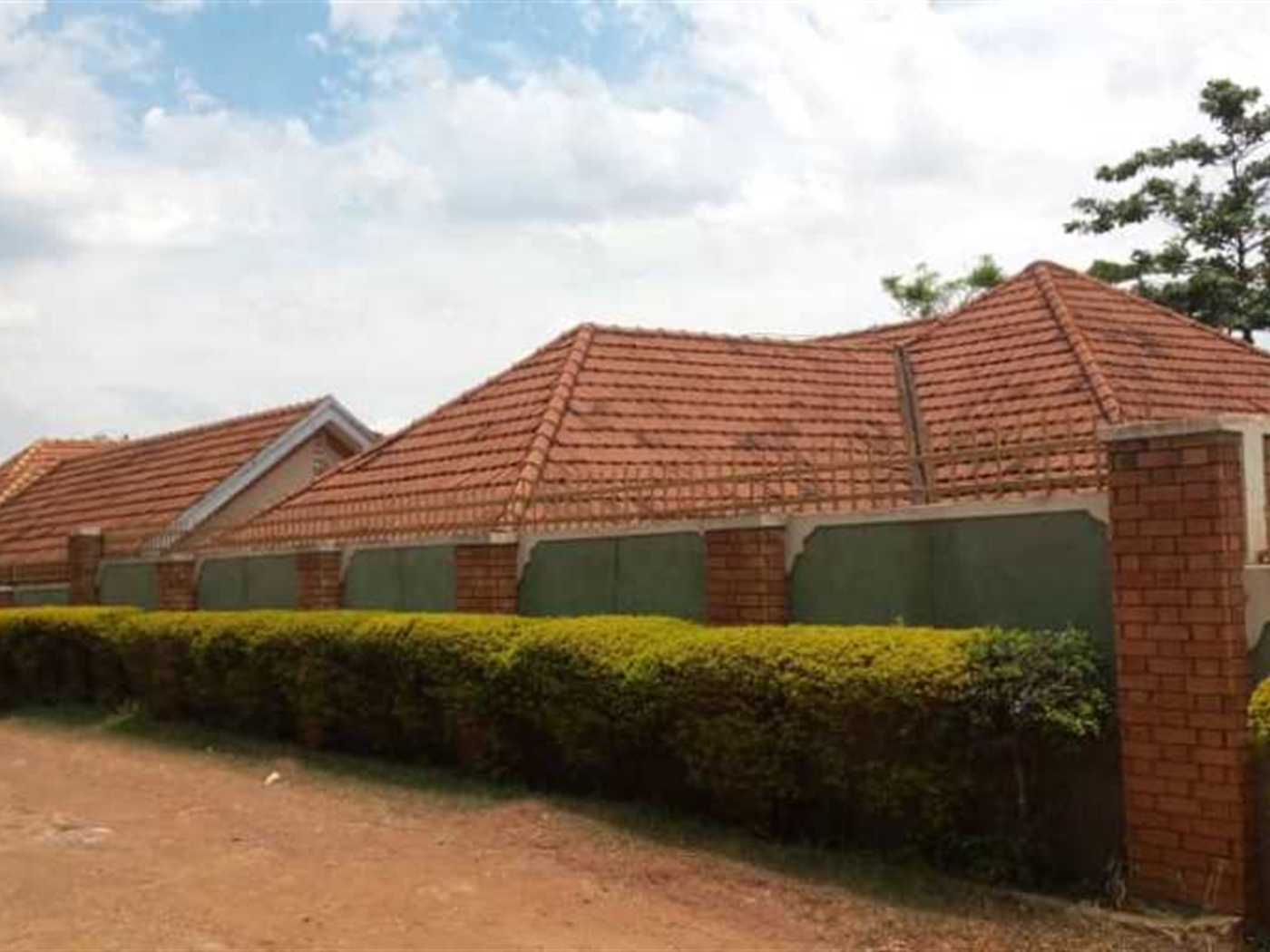 Bungalow for sale in Lweza Wakiso