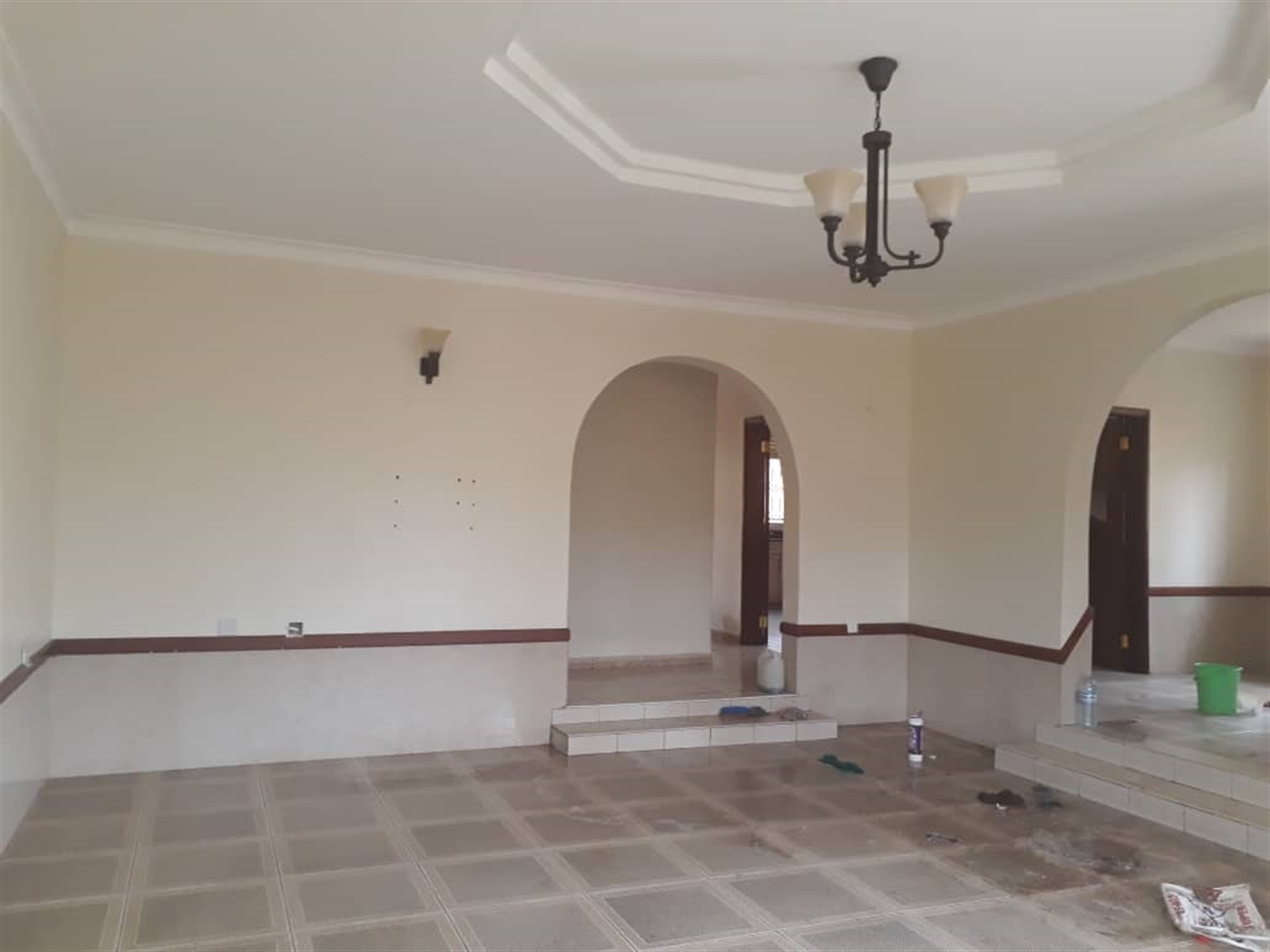 Bungalow for rent in Muyenga Kampala