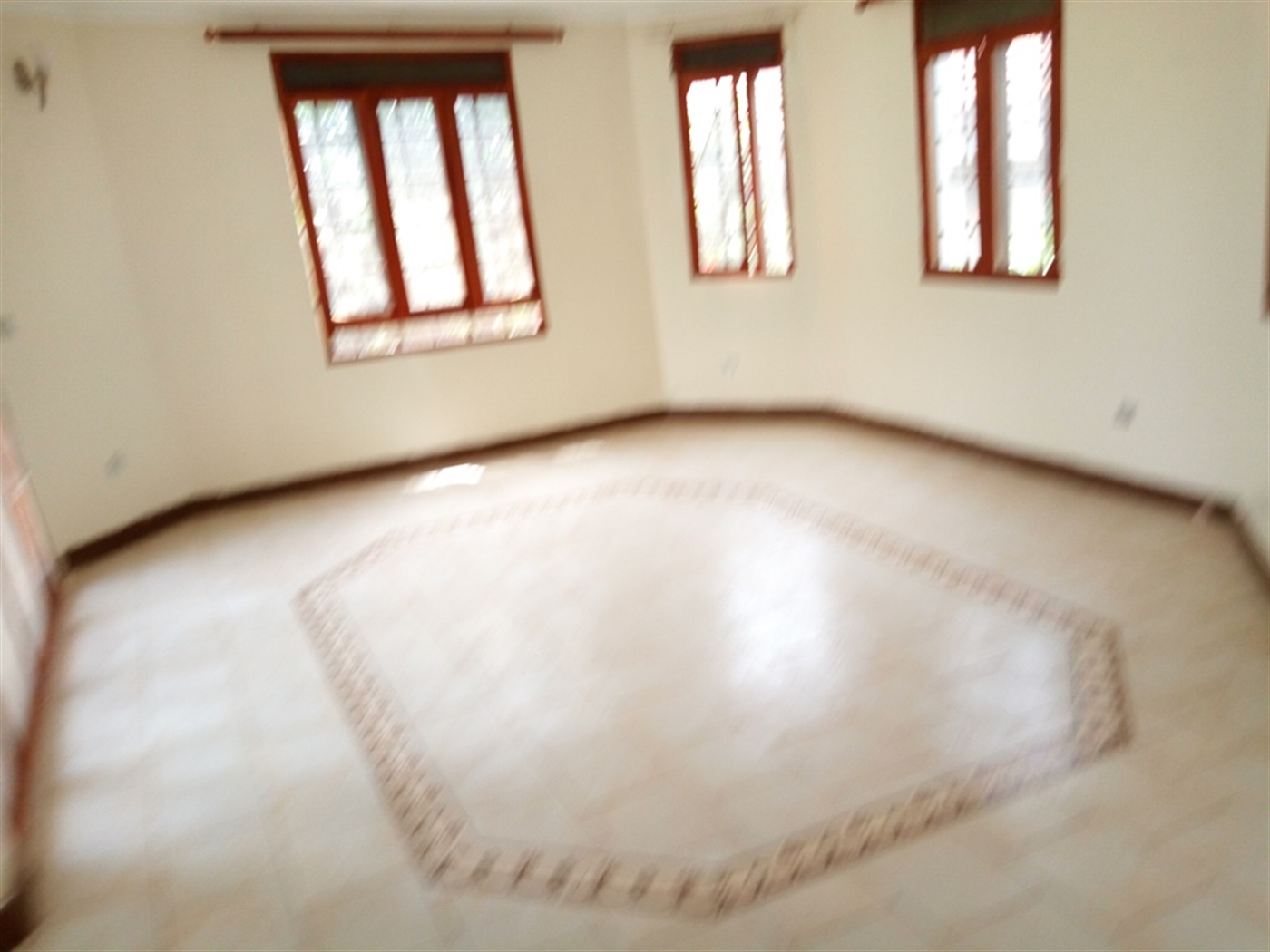 Mansion for rent in Munyonyo Kampala