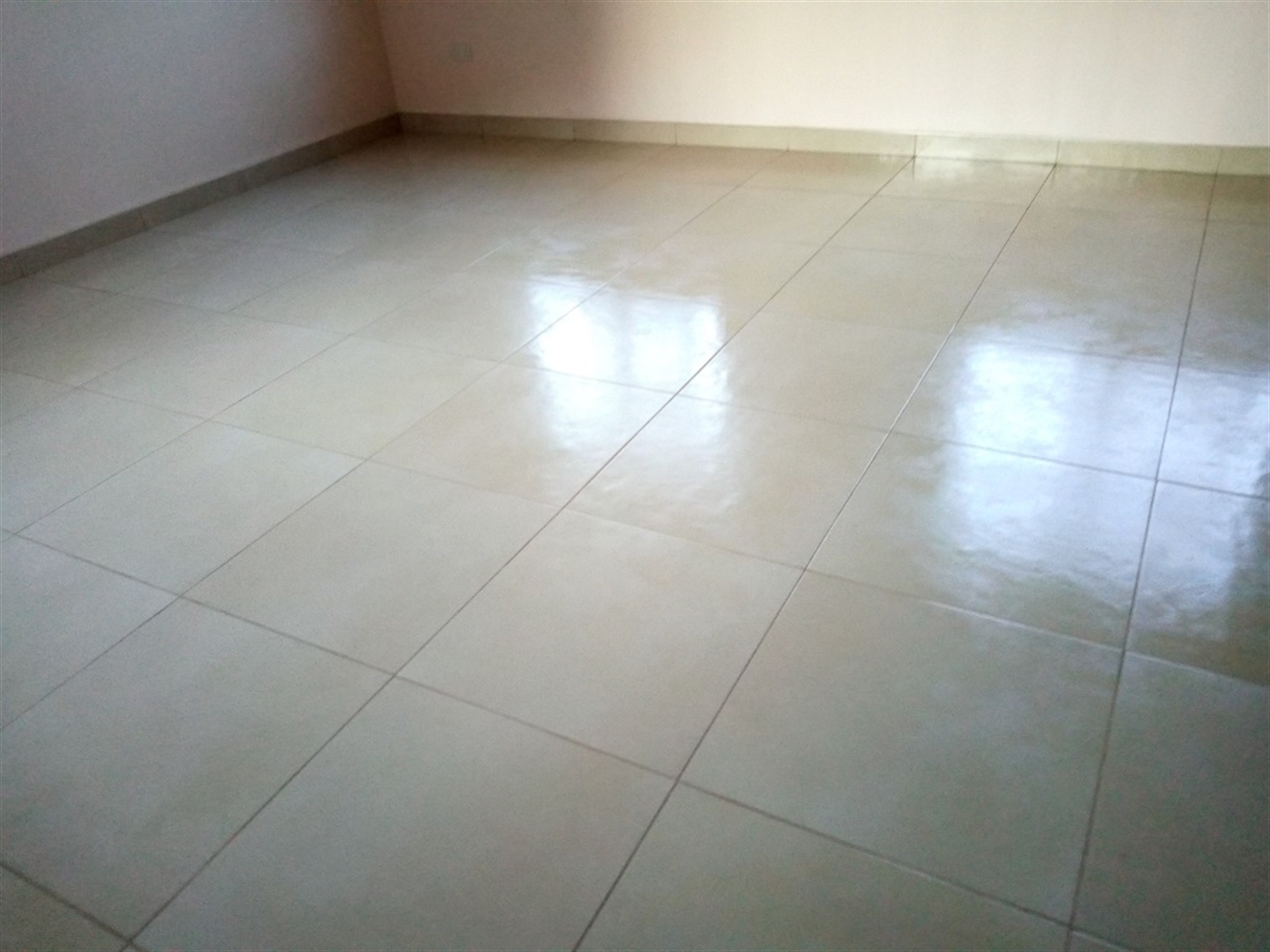 Bungalow for rent in Muyenga Kampala