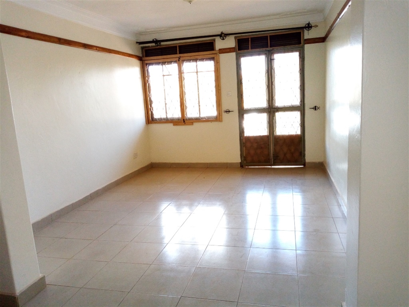 Apartment for rent in Kiwaatule Kampala