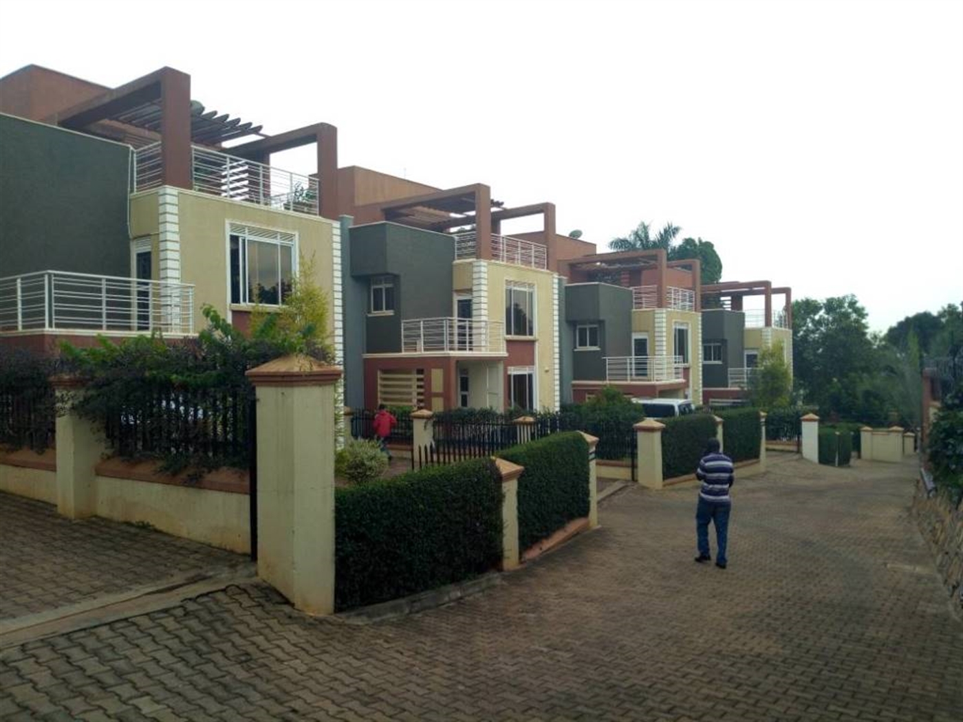 Duplex for rent in Mbuya Kampala