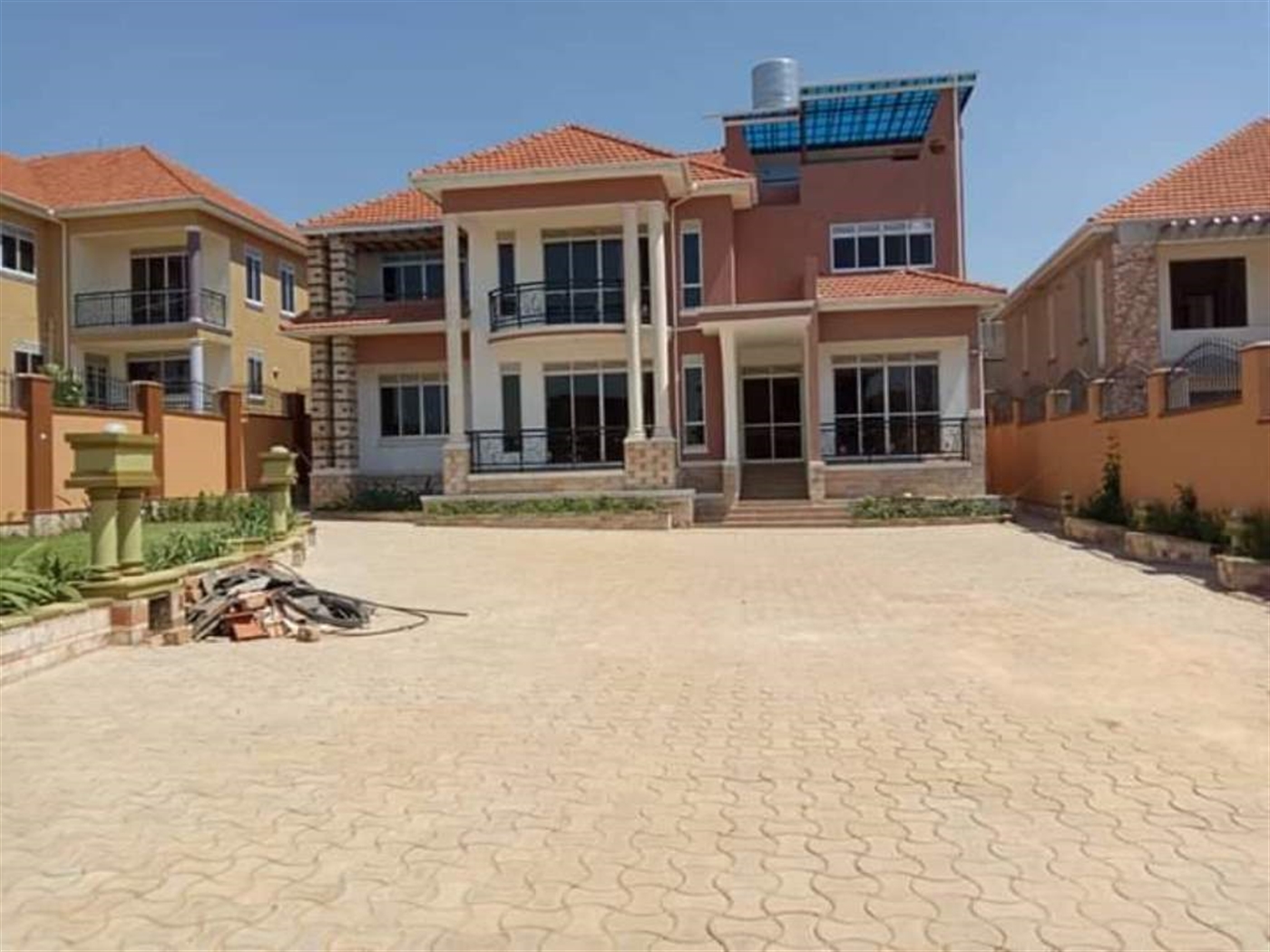 Maisonette for sale in Luzira Kampala