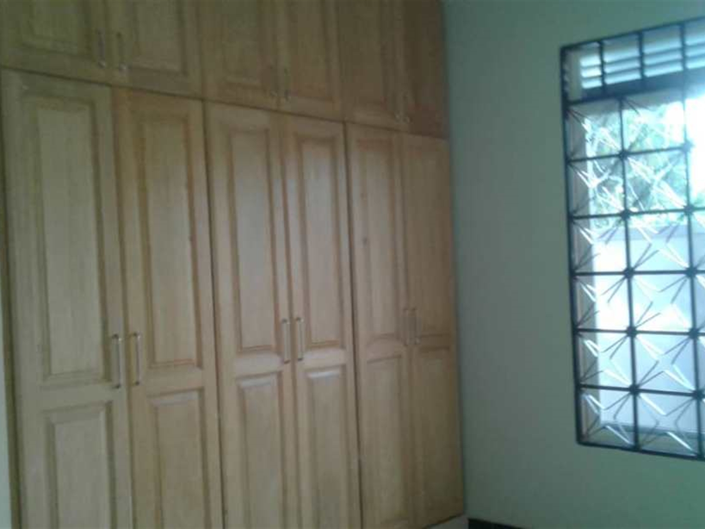 Bungalow for sale in Kitende Wakiso