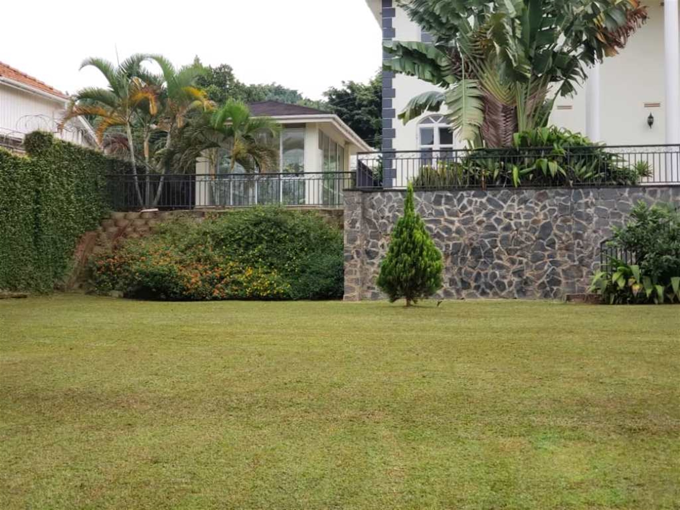 Mansion for rent in Mutungo Kampala