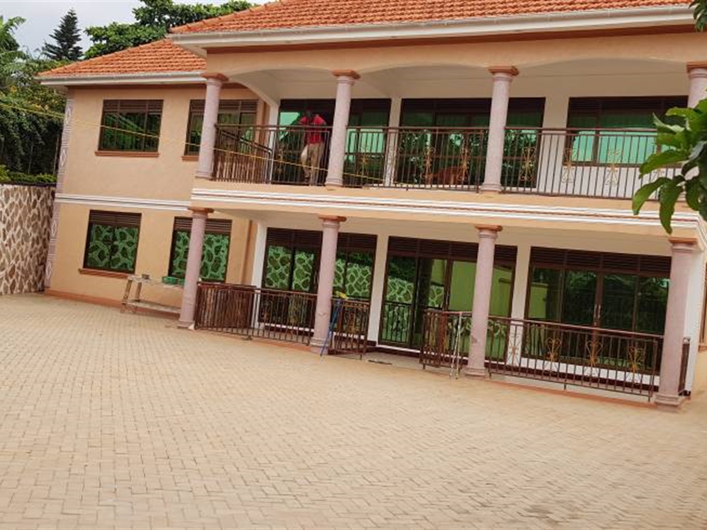 Maisonette for sale in Seguku Wakiso