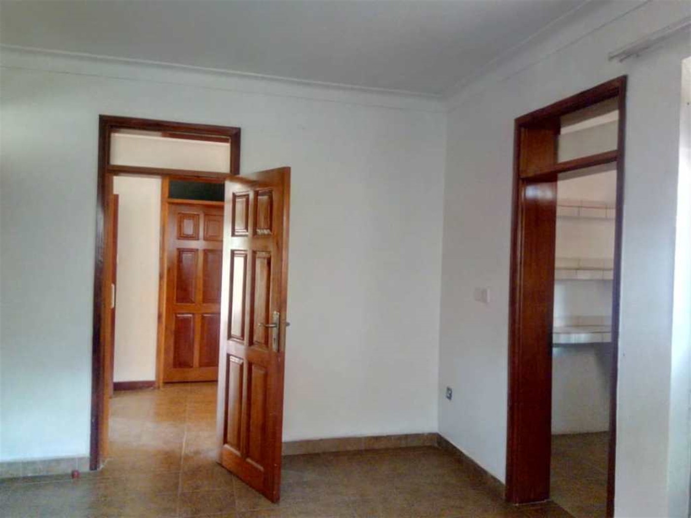 Apartment for rent in Kiwaatule Kampala