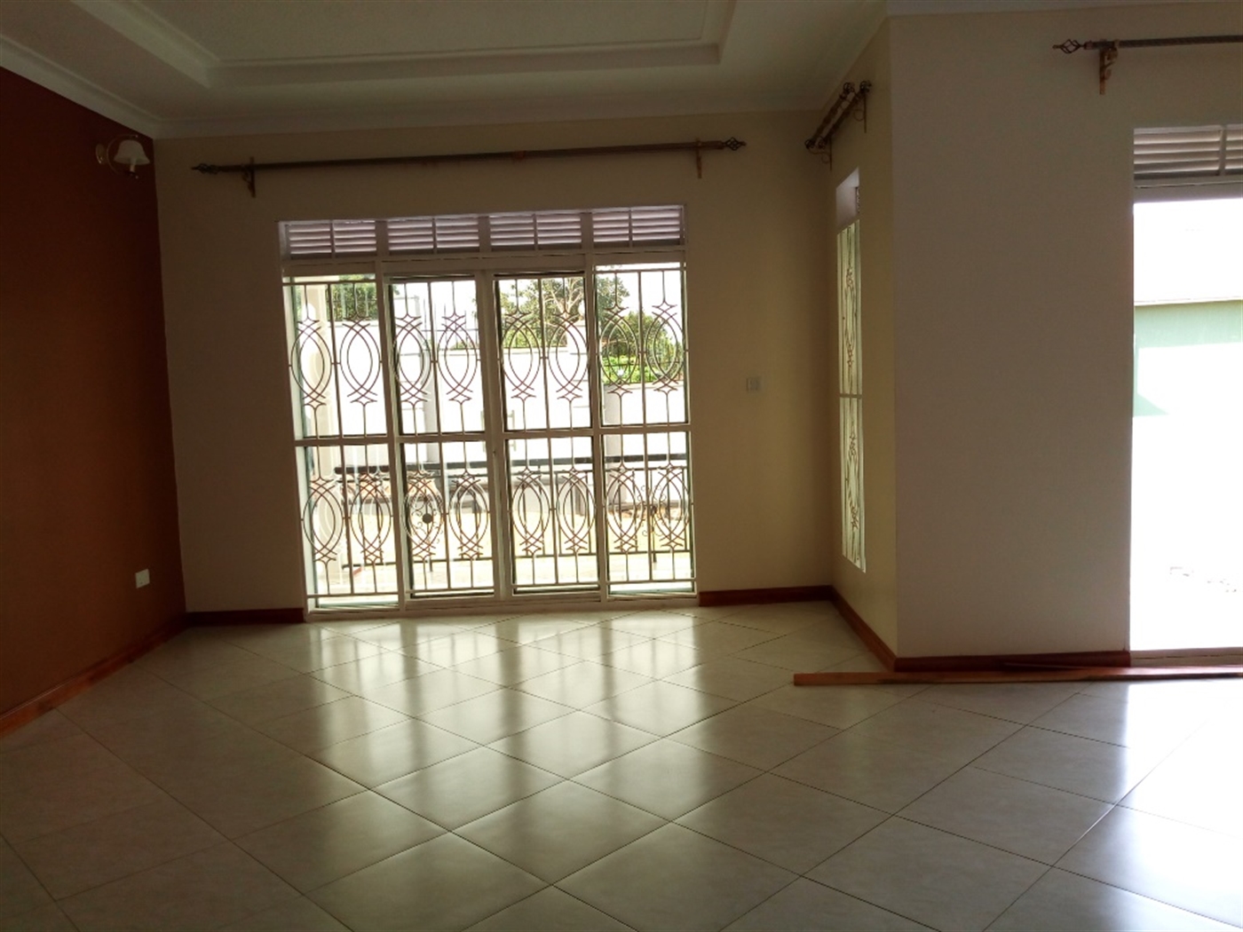 Bungalow for sale in Kitende Wakiso