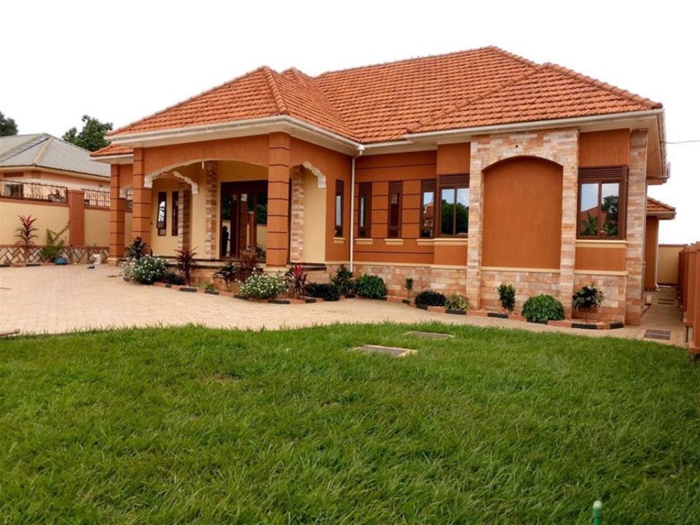 Bungalow for sale in Kira Wakiso