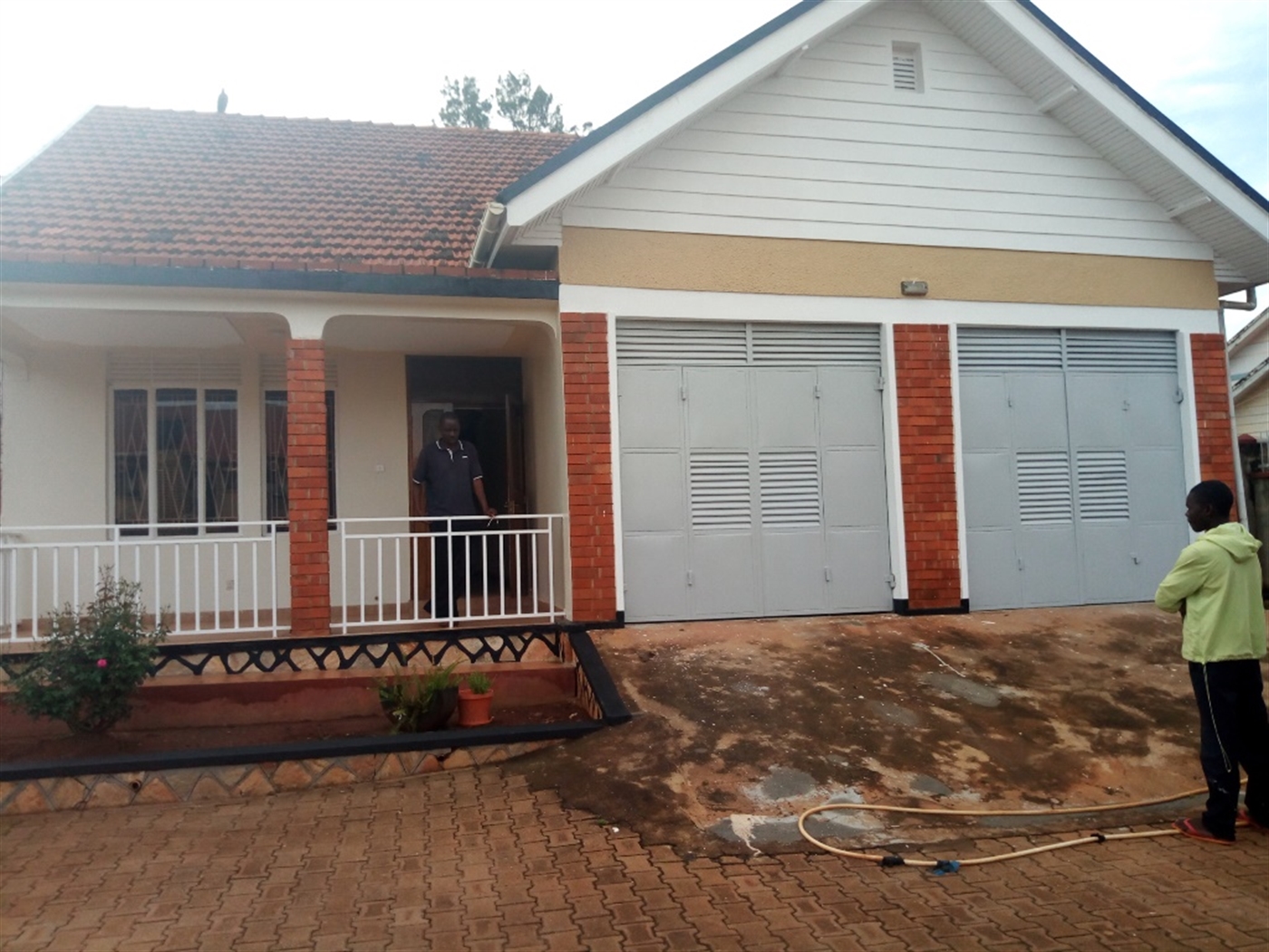 Bungalow for rent in Bukoto Kampala