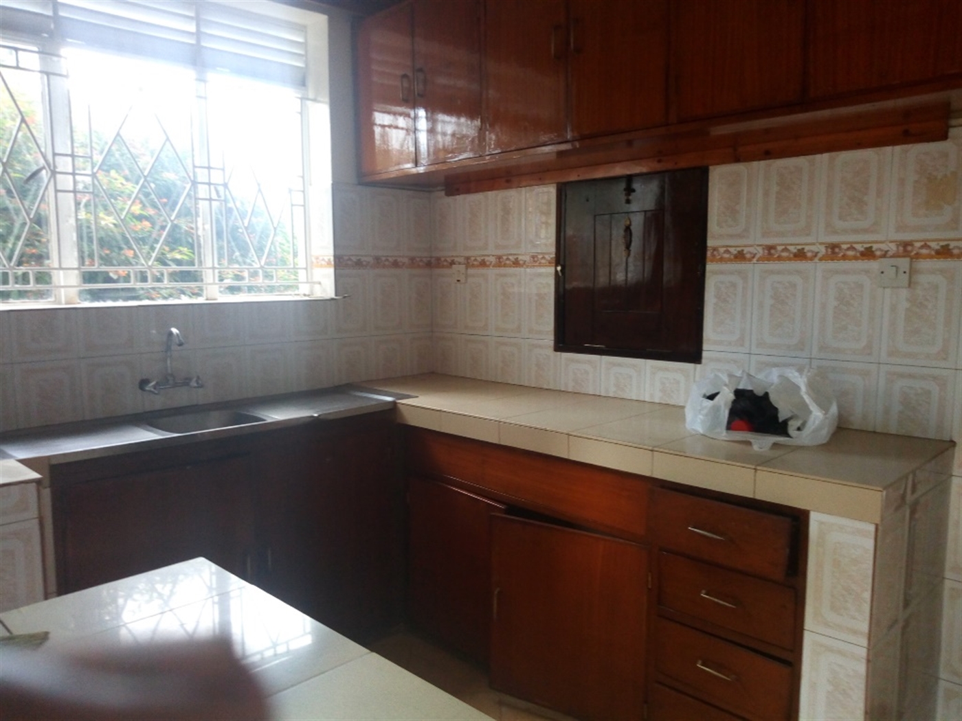 Bungalow for rent in Bukoto Kampala