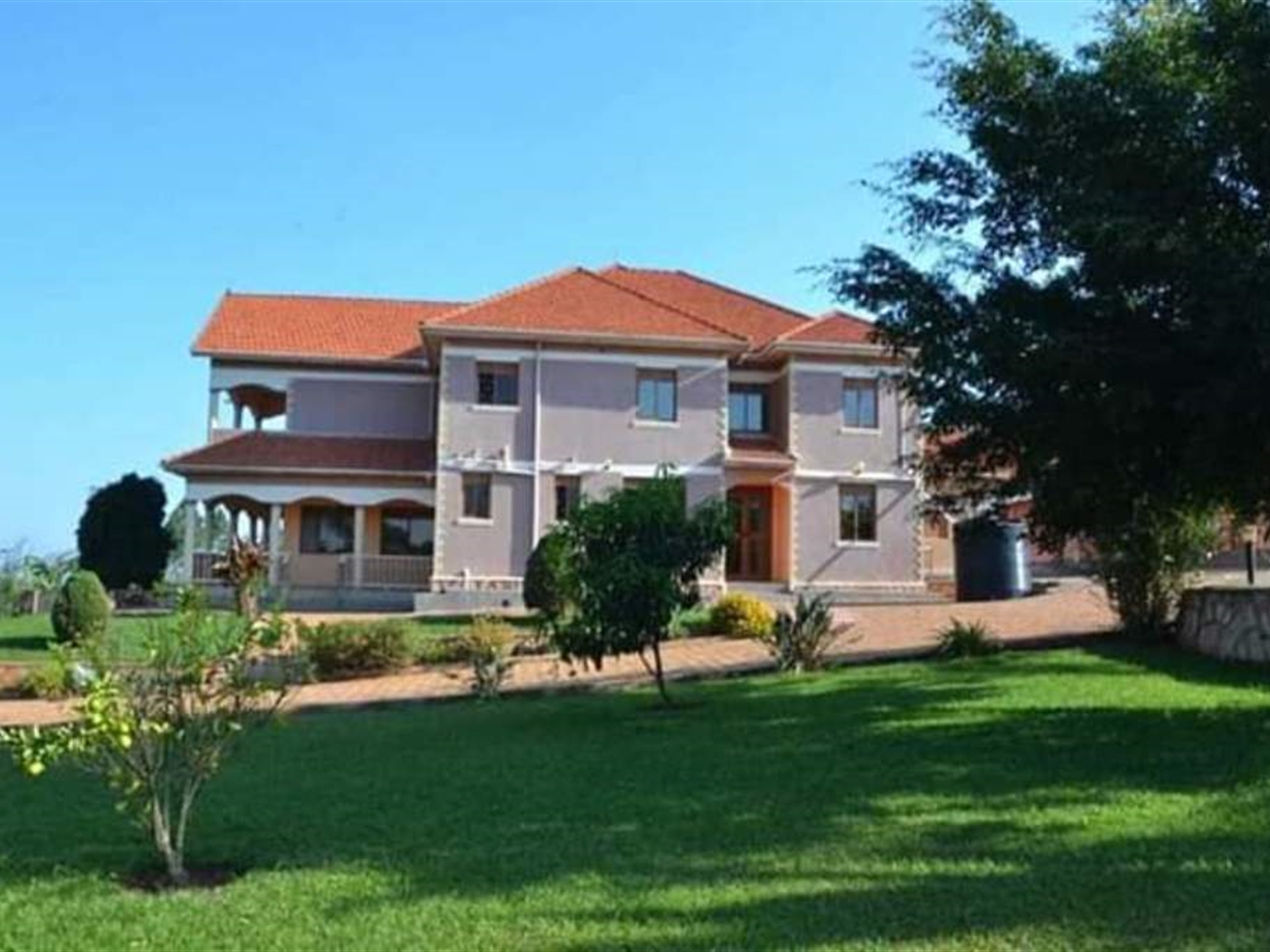 Maisonette for sale in Matugga Wakiso