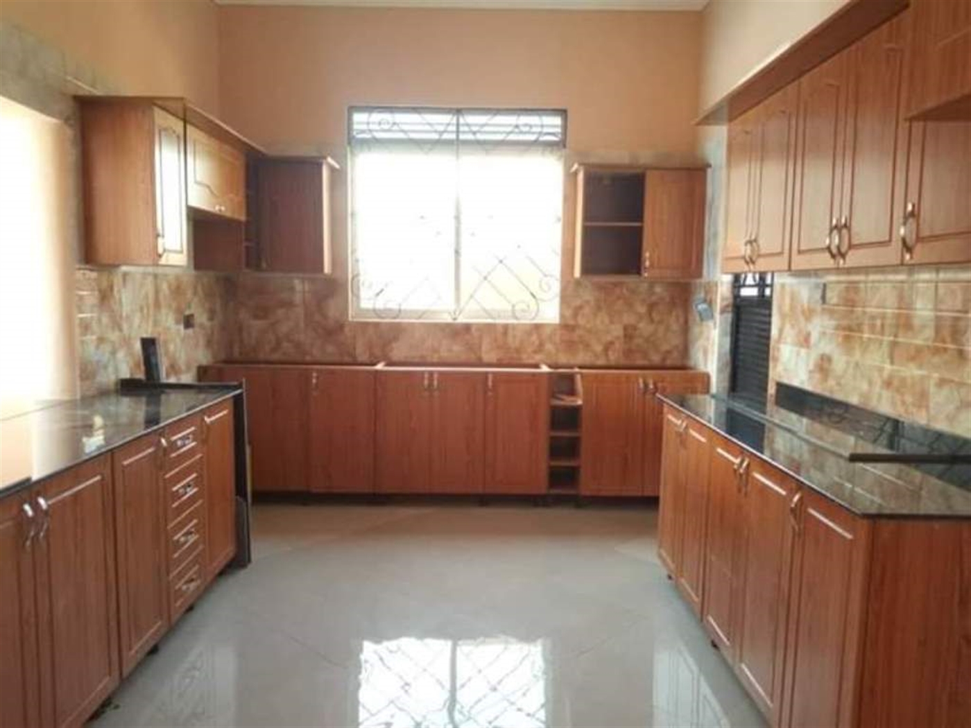 Bungalow for sale in Namugongo Wakiso