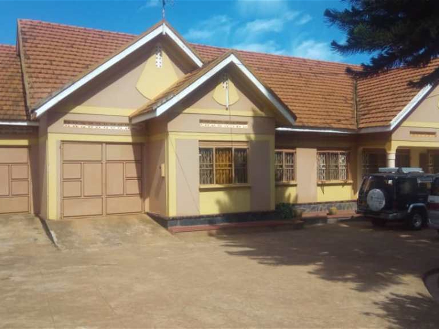 Bungalow for sale in Lubaga Kampala