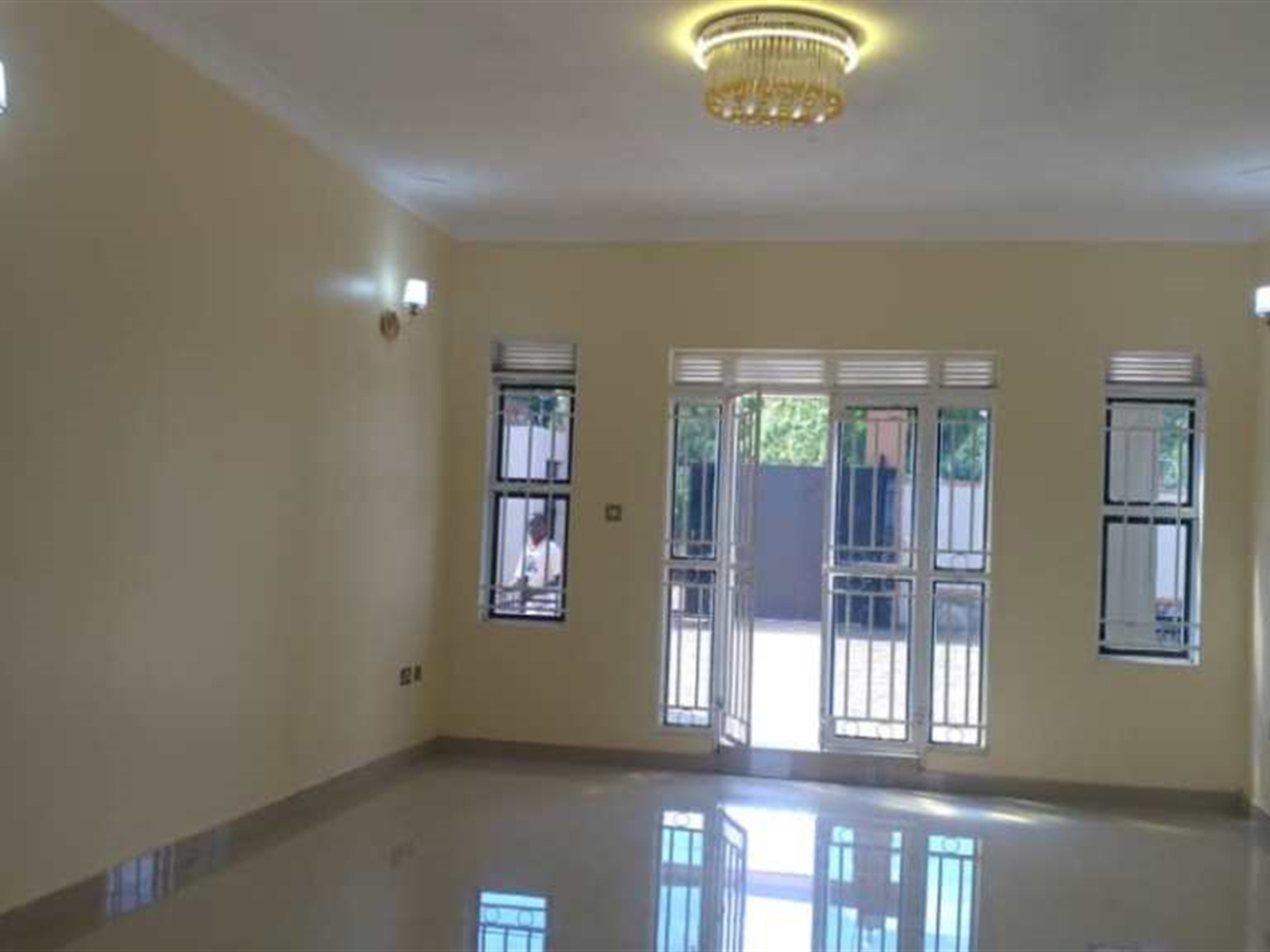 Storeyed house for sale in Munyonyo Kampala