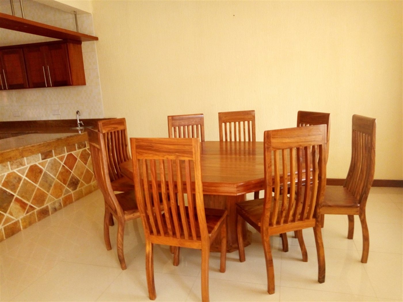 Mansion for rent in Bukesa Kampala