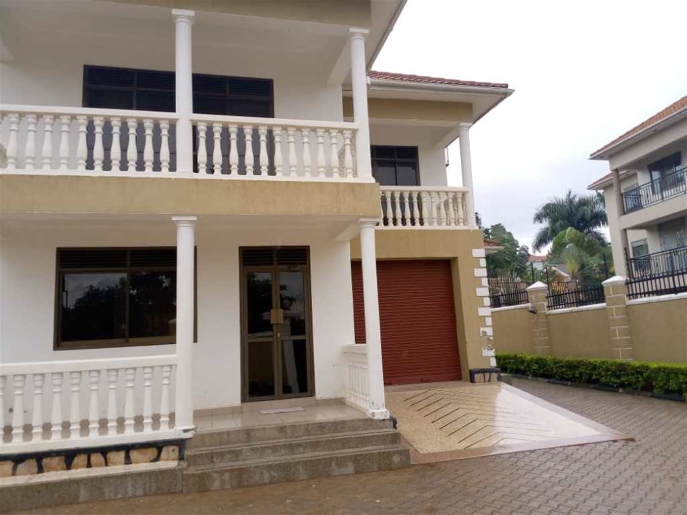 Mansion for sale in Munyonyo Kampala