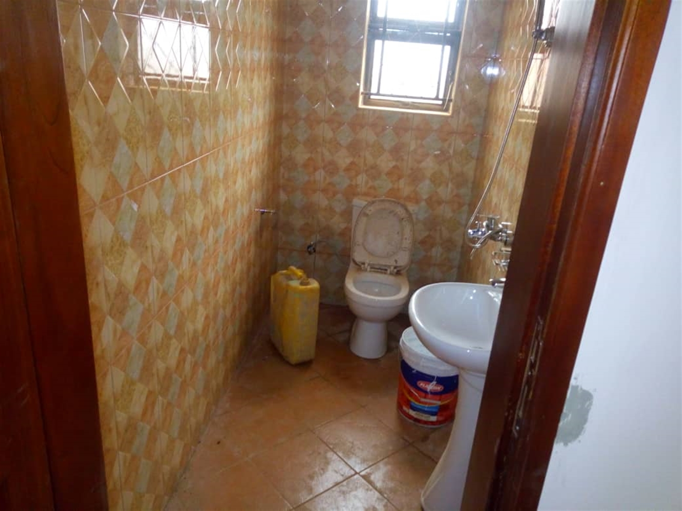 Bathroom (Toilet)