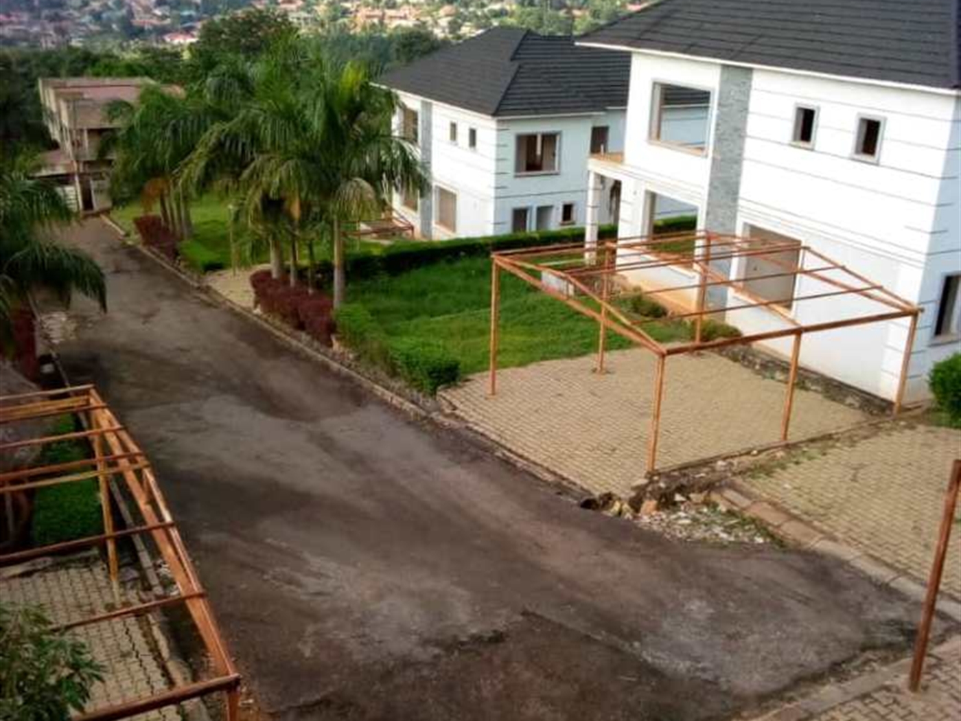 Mansion for sale in Bwebajja Wakiso