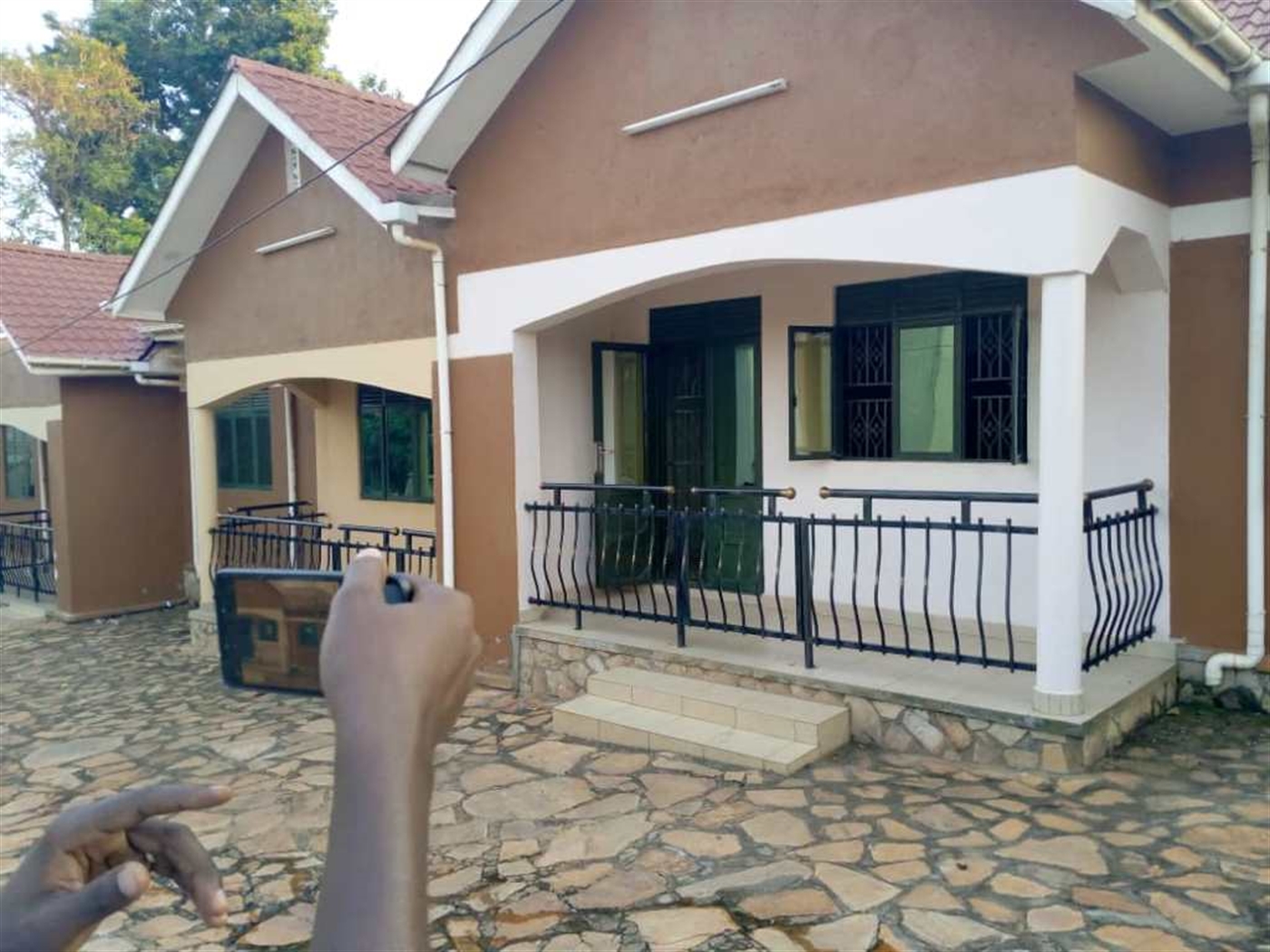 Bungalow for rent in Munyonyo Kampala