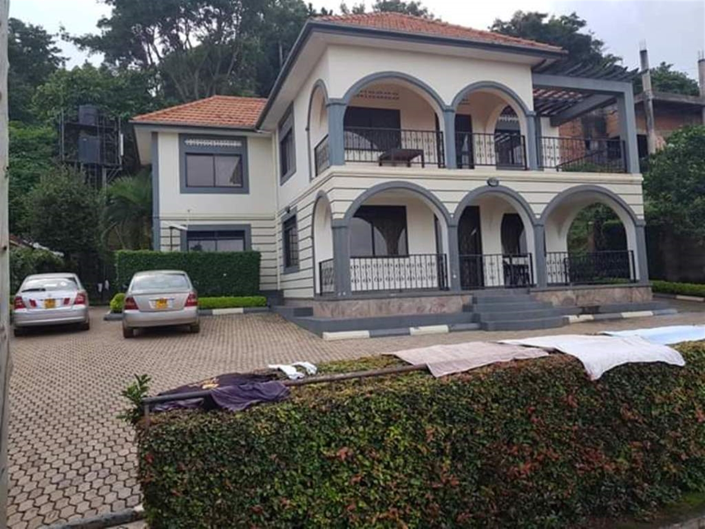 Mansion for sale in Muyenga Kampala