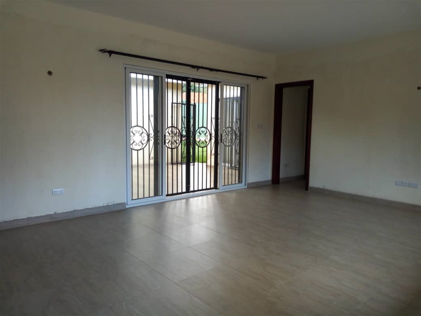 Bungalow for rent in Naguru Kampala