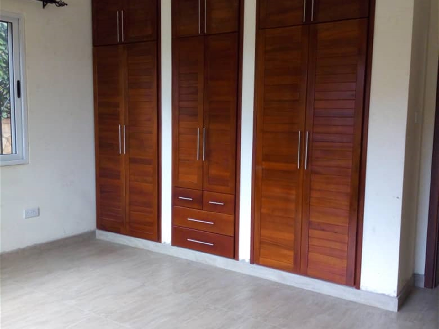 Bungalow for rent in Naguru Kampala