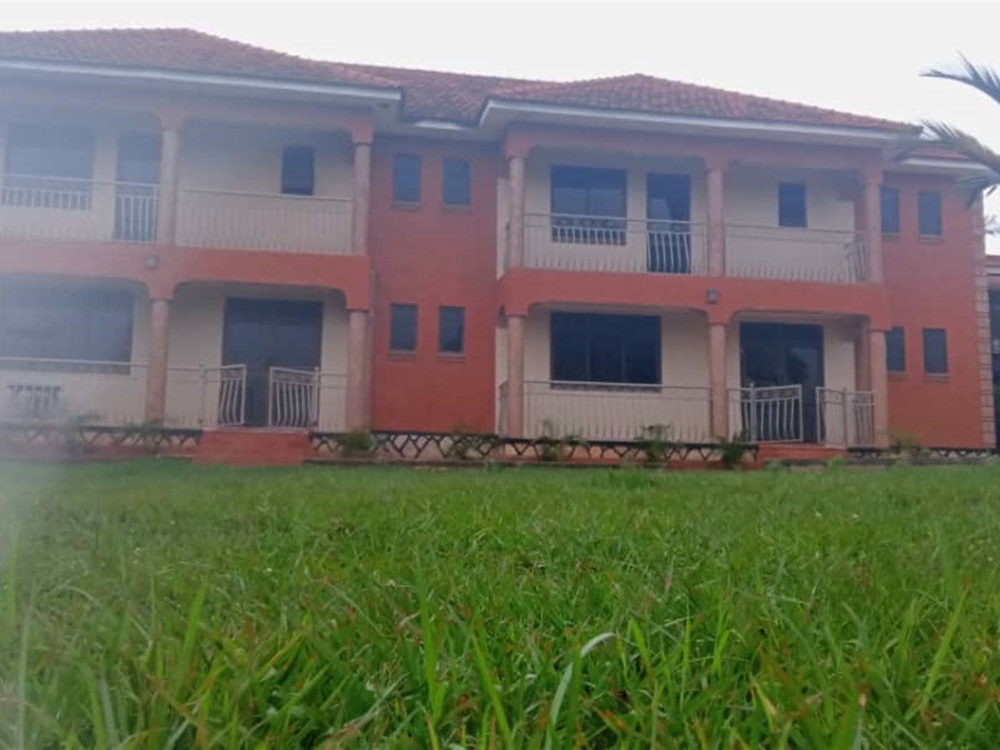 Town House for rent in Kyaliwajjala Wakiso